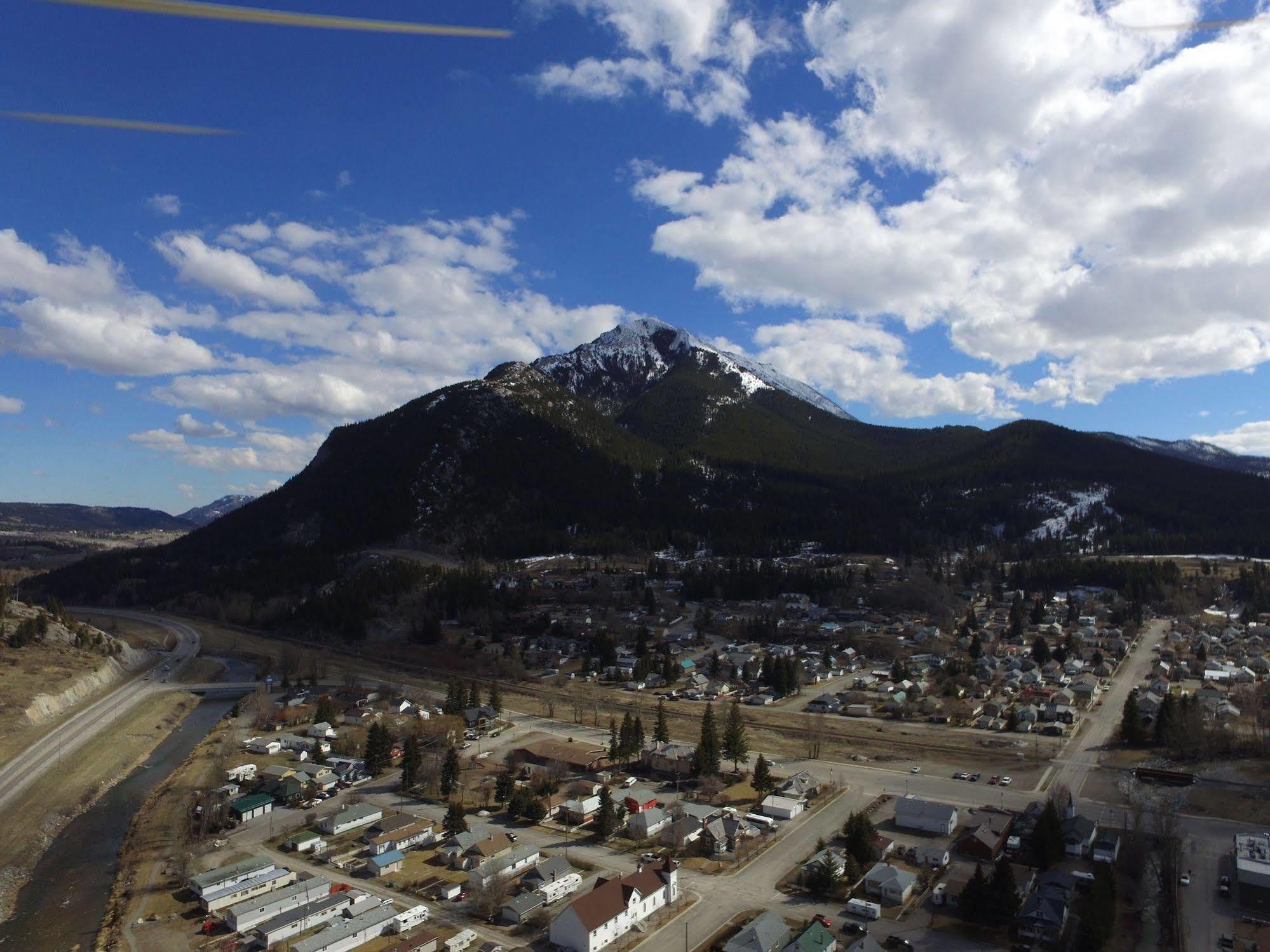 Cosmopolitan Hotel Blairmore Exterior foto